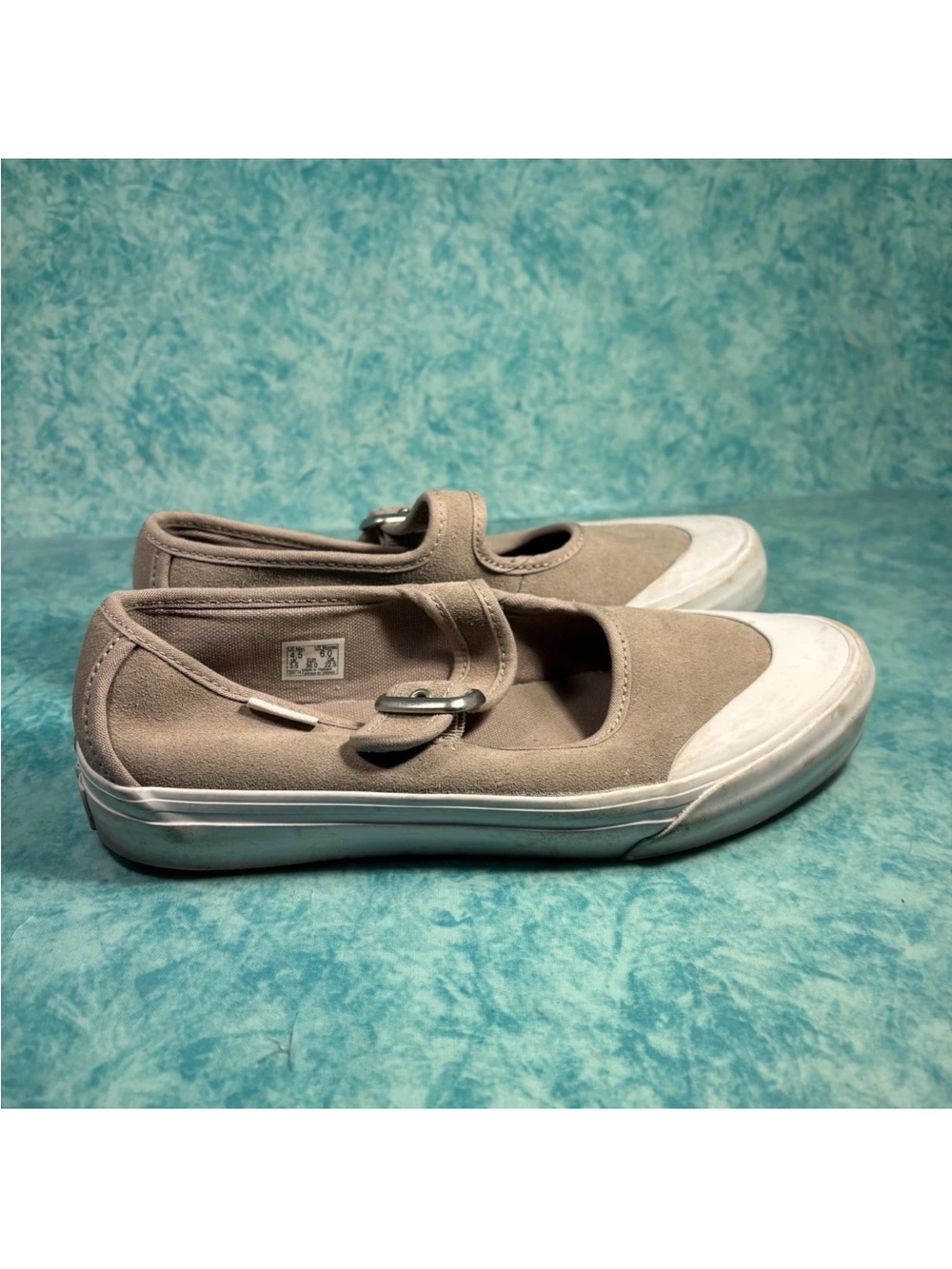 Vans Mary Jane Women’s Beige Canvas Low Top Buckle Shoes Size 6